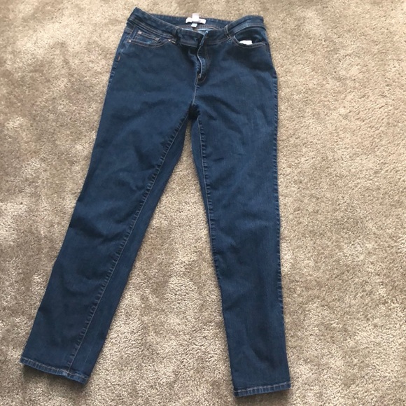 Jeans - Picture 7 of 7